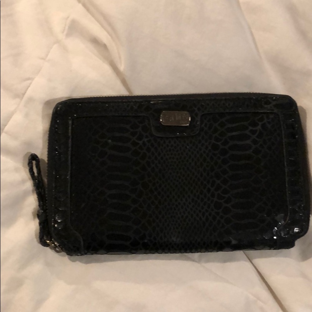 Perlina Large Leather Wallet. Used.
